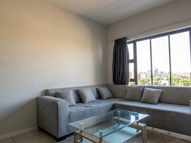 Modern 2-Bedroom, 2 En-Suite Apartment in Secure Parklands East Complex - Photo 2