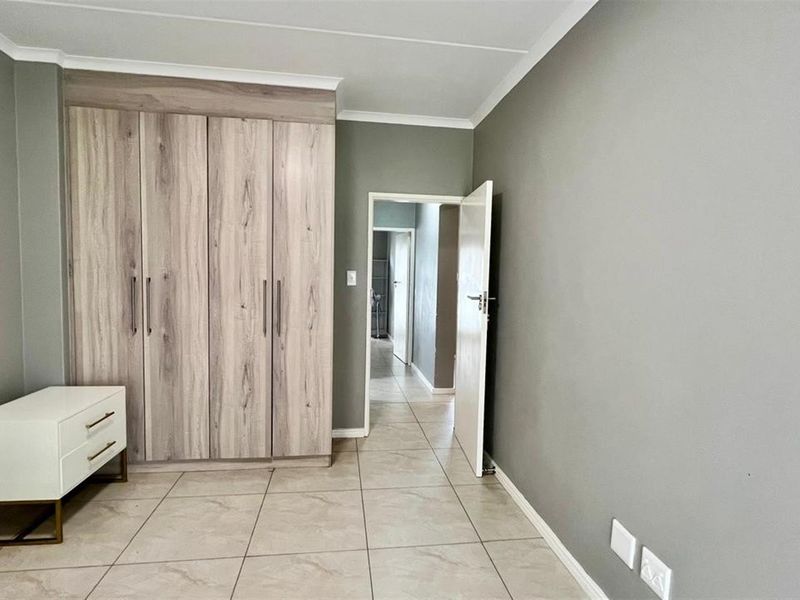 Apartment To Rent in North Riding, Randburg - Photo 7