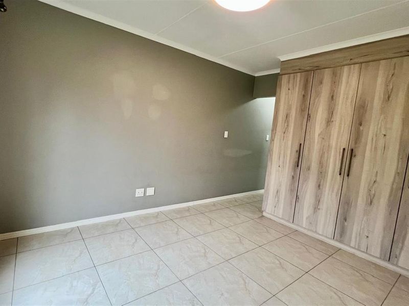 Apartment To Rent in North Riding, Randburg - Photo 9