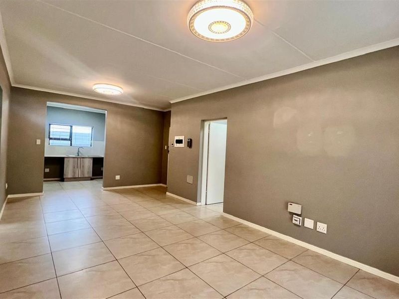 Apartment To Rent in North Riding, Randburg - Photo 6
