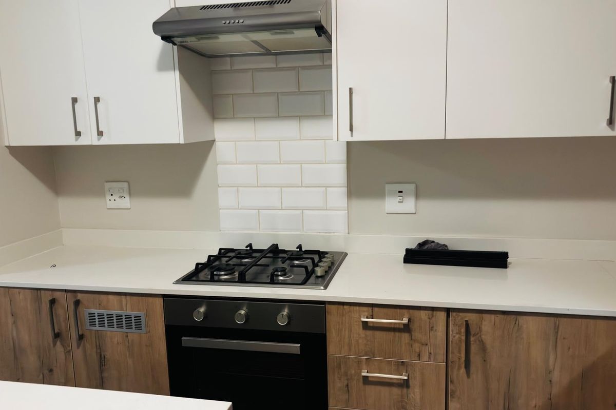 Apartment To Rent in Fourways, Sandton - Photo 3