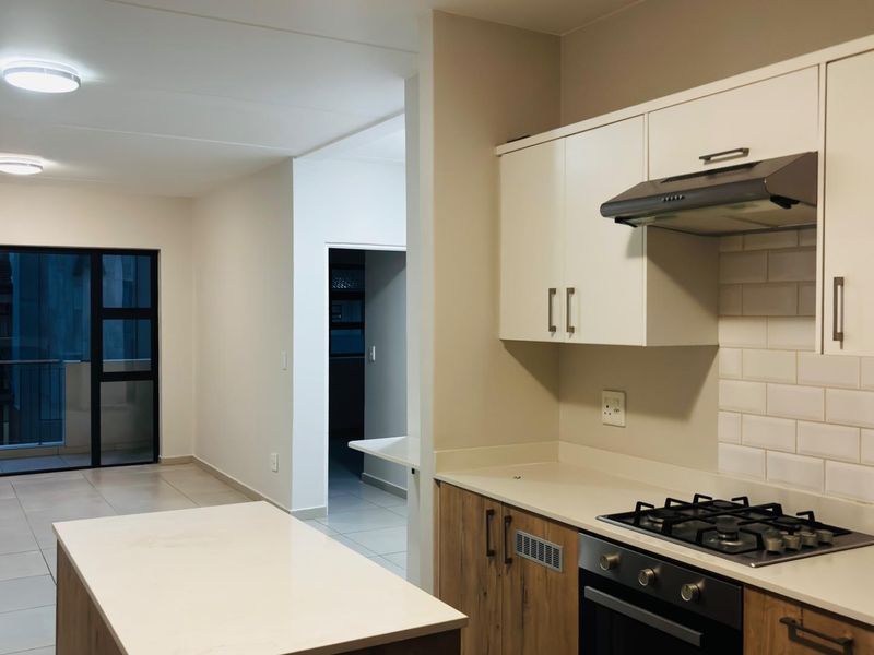 Apartment To Rent in Fourways, Sandton - Photo 2