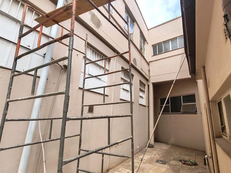 Apartment and Commercial Building For Sale in Vanderbijlpark Central Vanderbijlpark Gauteng - Photo 2