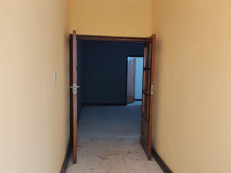 Apartment and Commercial Building For Sale in Vanderbijlpark Central Vanderbijlpark Gauteng - Photo 8