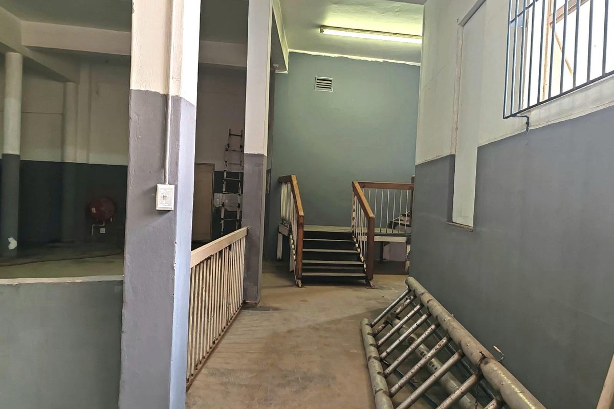 Apartment and Commercial Building For Sale in Vanderbijlpark Central Vanderbijlpark Gauteng - Photo 5