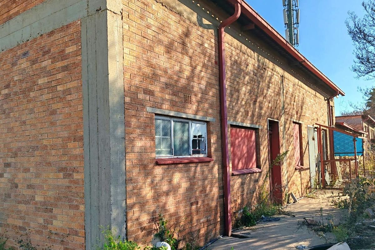Commercial Property For Sale in CE 5, Vanderbijlpark CE - Photo 2