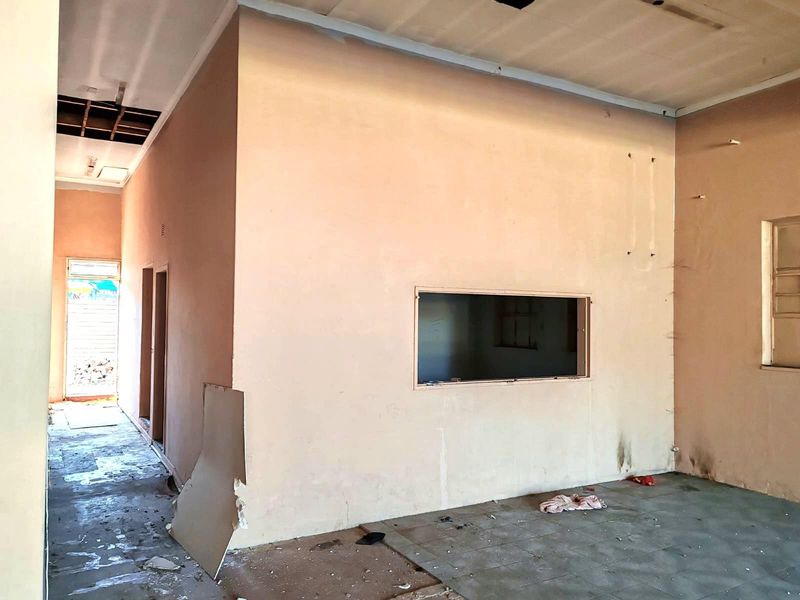 Commercial Property For Sale in CE 5, Vanderbijlpark CE - Photo 5
