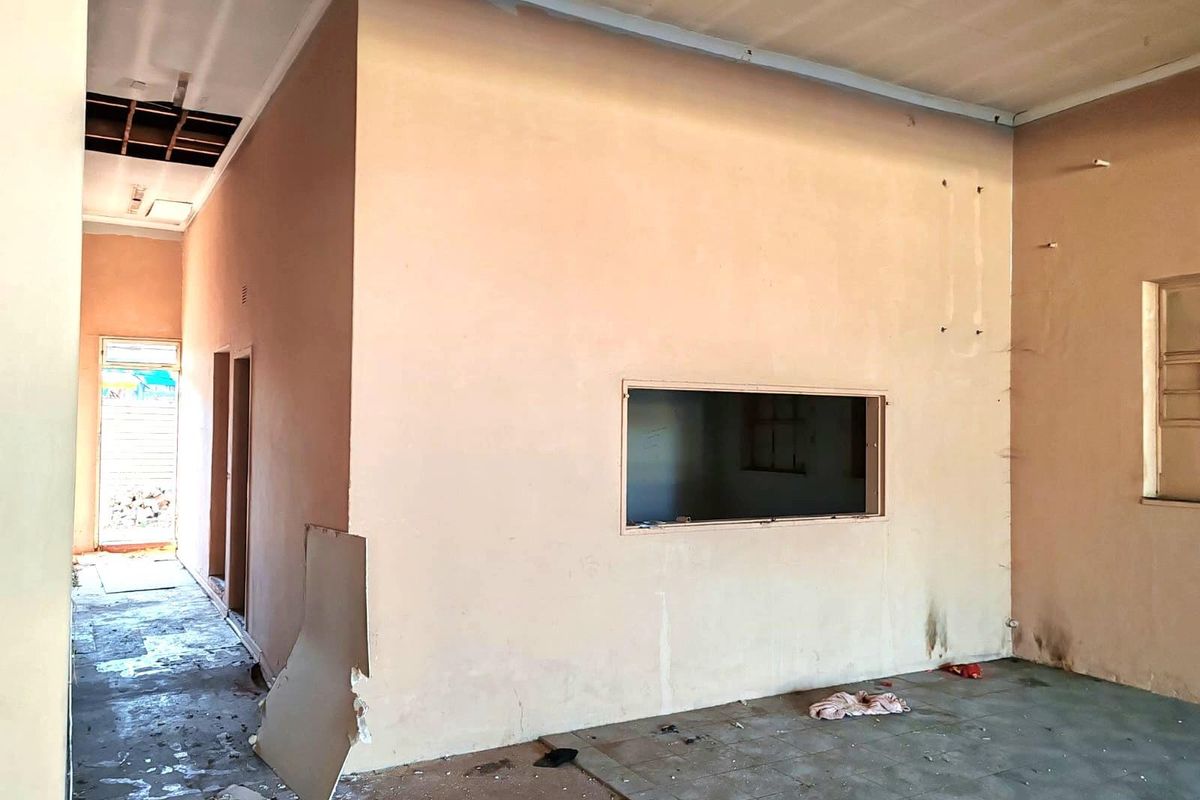 Commercial Property For Sale in CE 5, Vanderbijlpark CE - Photo 5