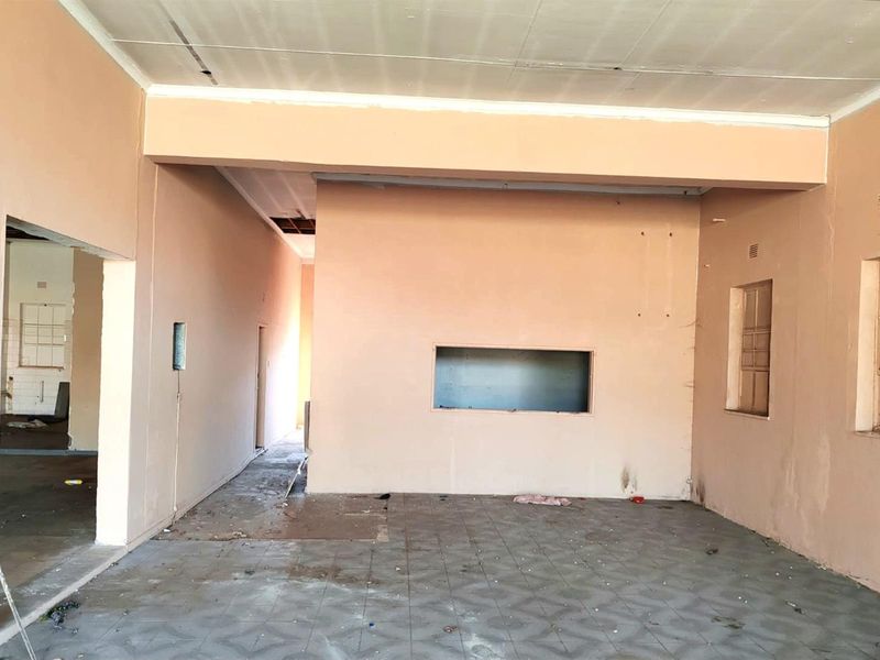 Commercial Property For Sale in CE 5, Vanderbijlpark CE - Photo 4
