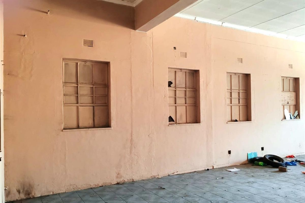 Commercial Property For Sale in CE 5, Vanderbijlpark CE - Photo 3