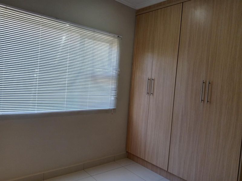 Stunning Apartment not to be missed - Photo 6