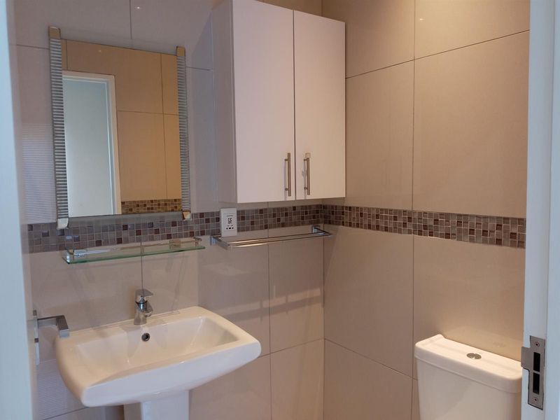 Stunning Apartment not to be missed - Photo 7