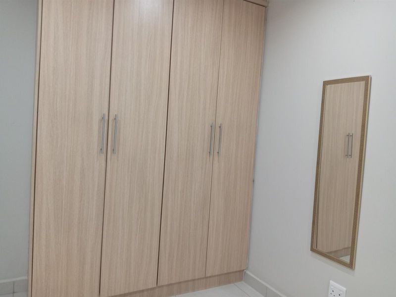 Stunning Apartment not to be missed - Photo 9