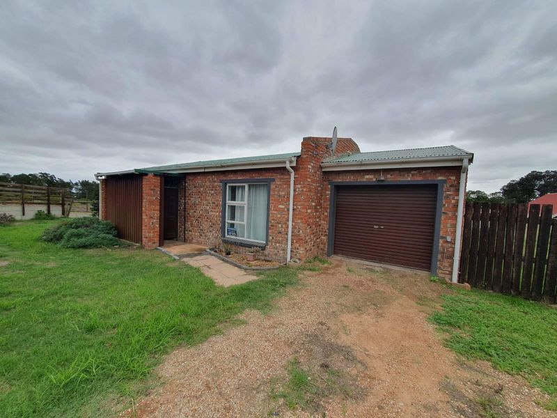 Easy Living in the Heart of Albertinia - Photo 6