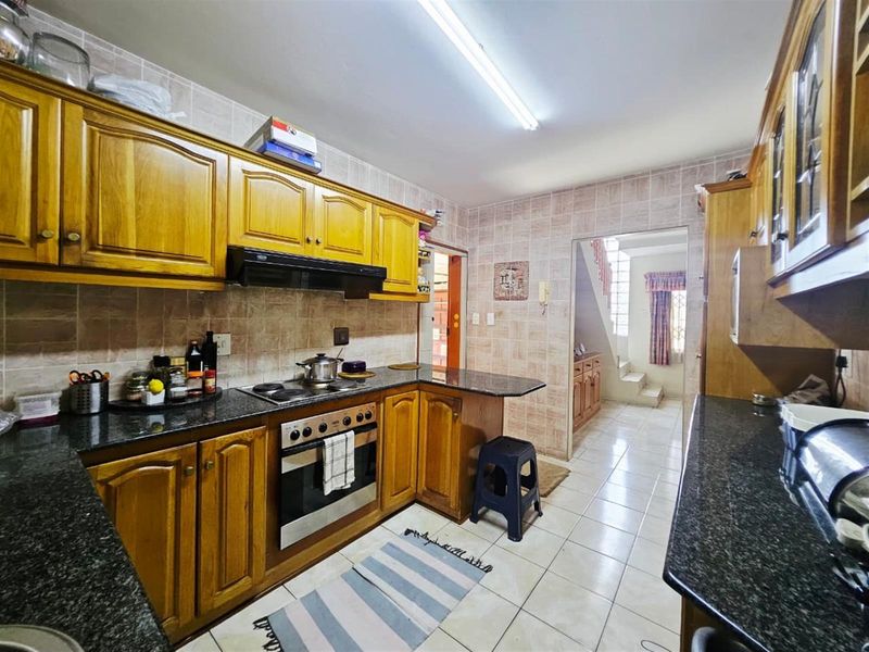 House For Sale in Reservoir Hills, Durban - Photo 4