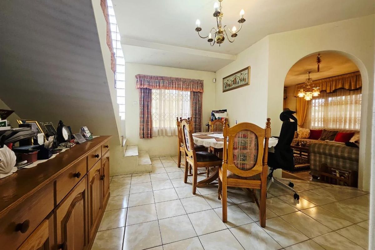House For Sale in Reservoir Hills, Durban - Photo 5