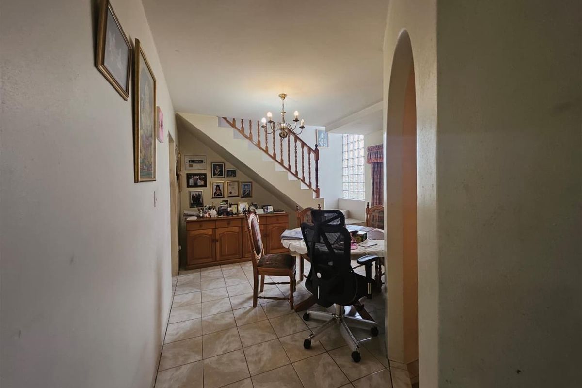 House For Sale in Reservoir Hills, Durban - Photo 3