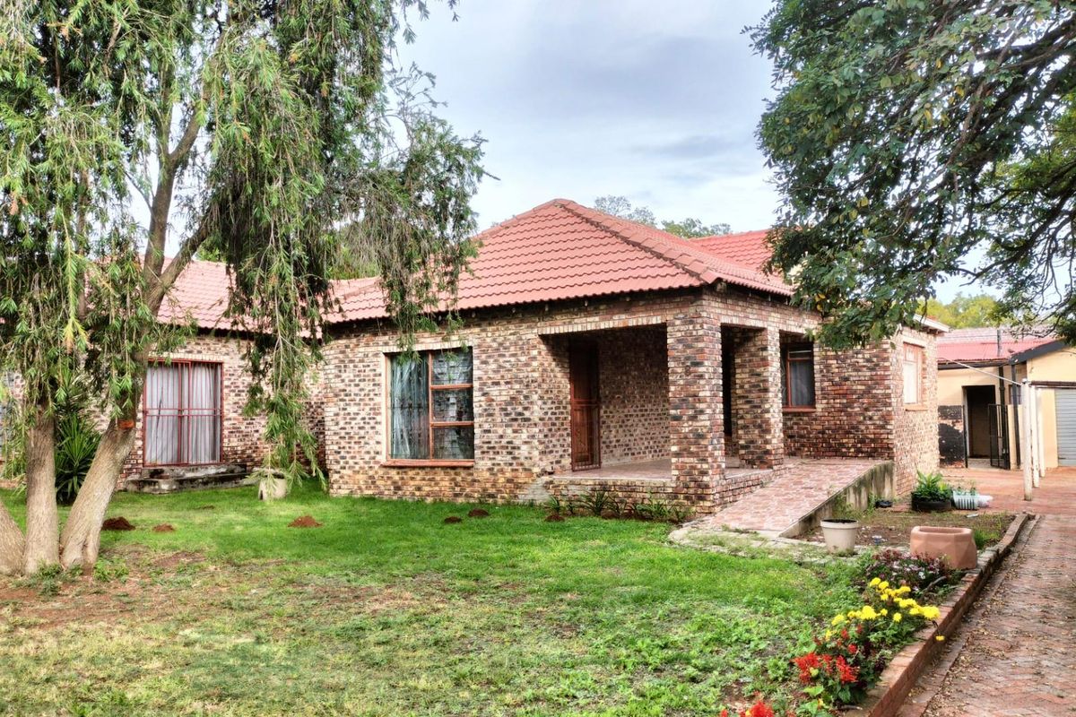 Modern low maintenance up for grabs - Photo 2