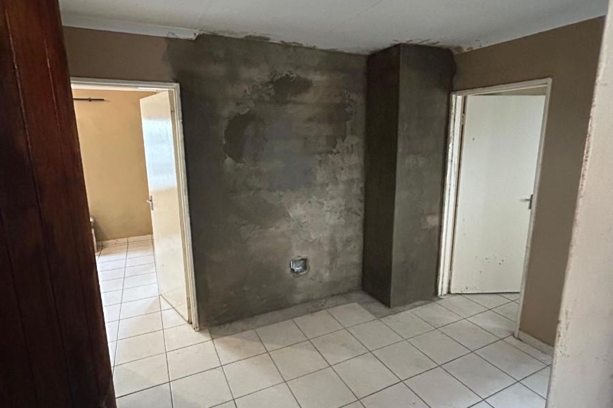 House To Rent in Cosmo City, Roodepoort - Photo 2