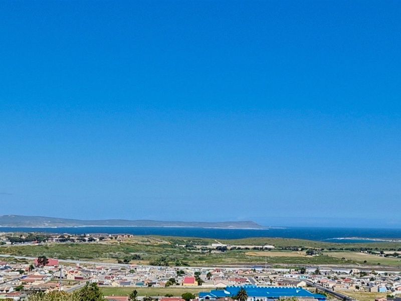 Prime 651m2 Stand with Sea Views in Secure Hoogland Mountain Estate - Photo 3