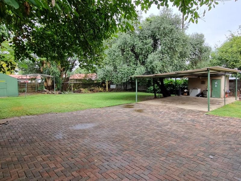 House For Sale in Brits Central, Brits, North West - Photo 3