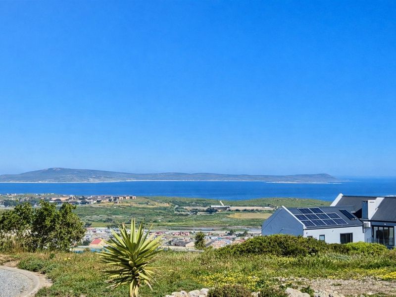 853m2 Vacant Stand with Stunning Bay Views in Hoogland Mountain Estate - Photo 3