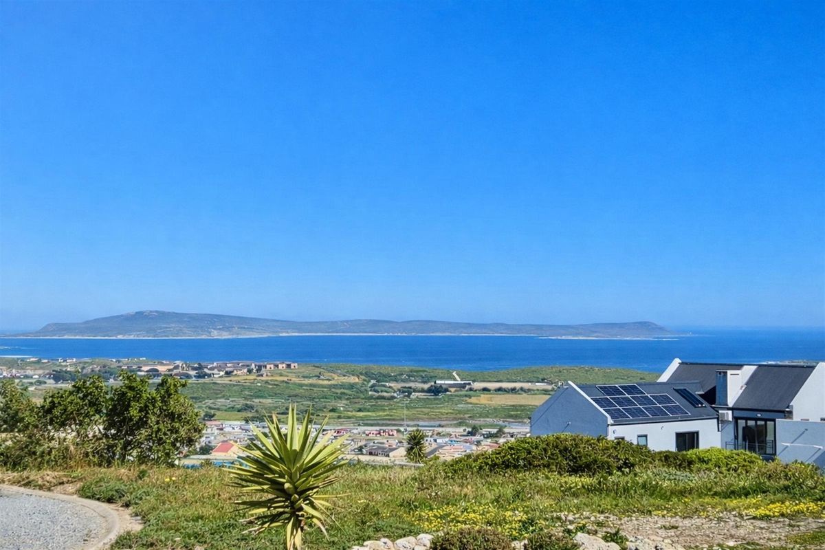 853m2 Vacant Stand with Stunning Bay Views in Hoogland Mountain Estate - Photo 3