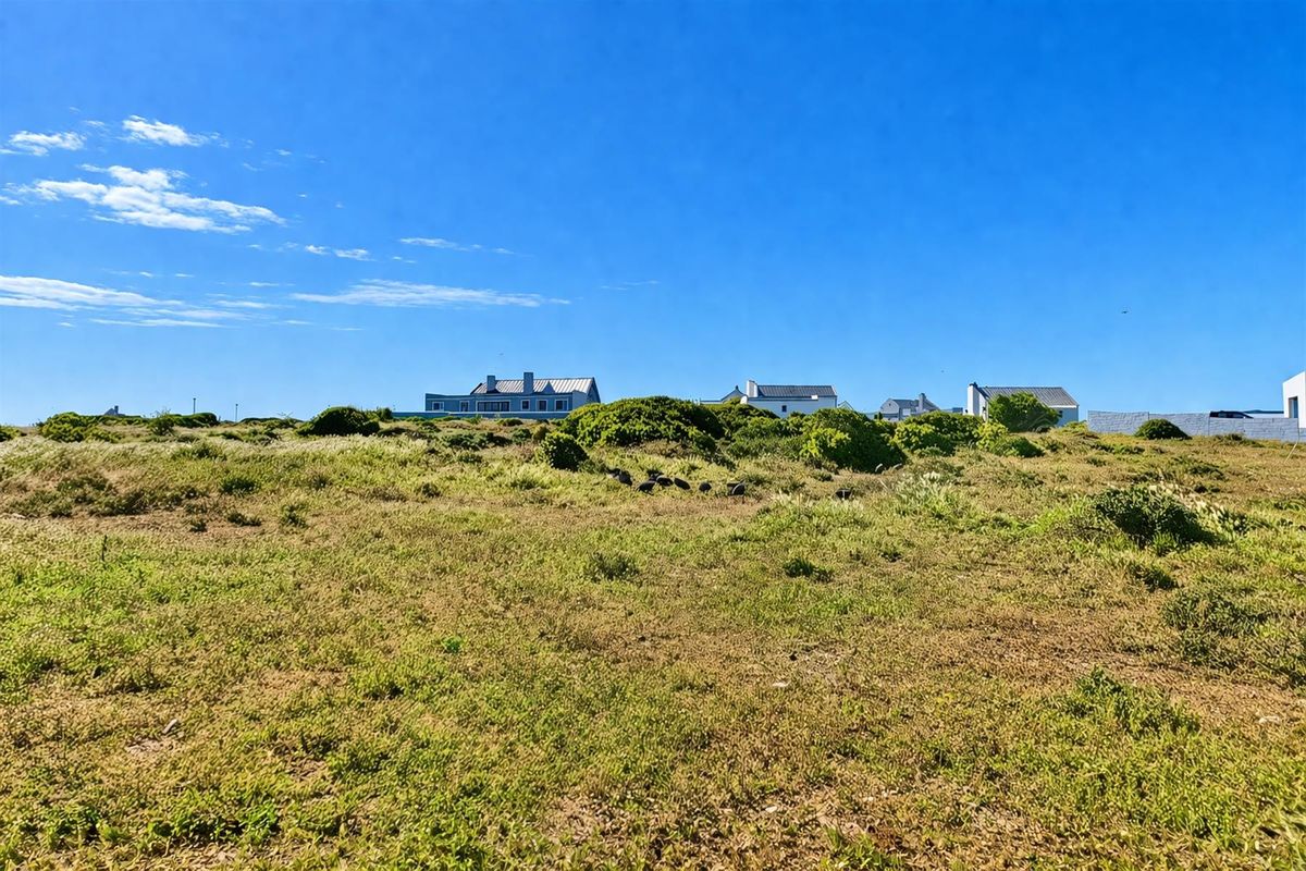 853m2 Vacant Stand with Stunning Bay Views in Hoogland Mountain Estate - Photo 2