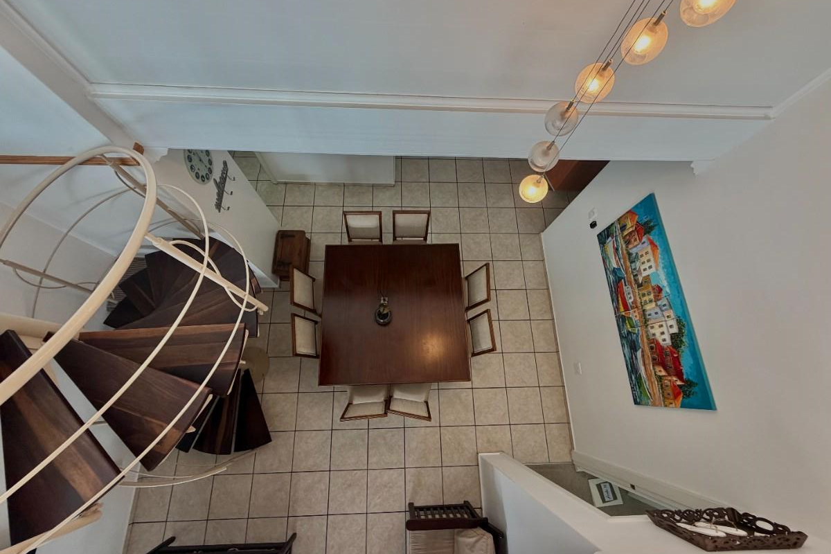 Exclusive Beachfront Living with Panoramic Ocean View - Photo 5