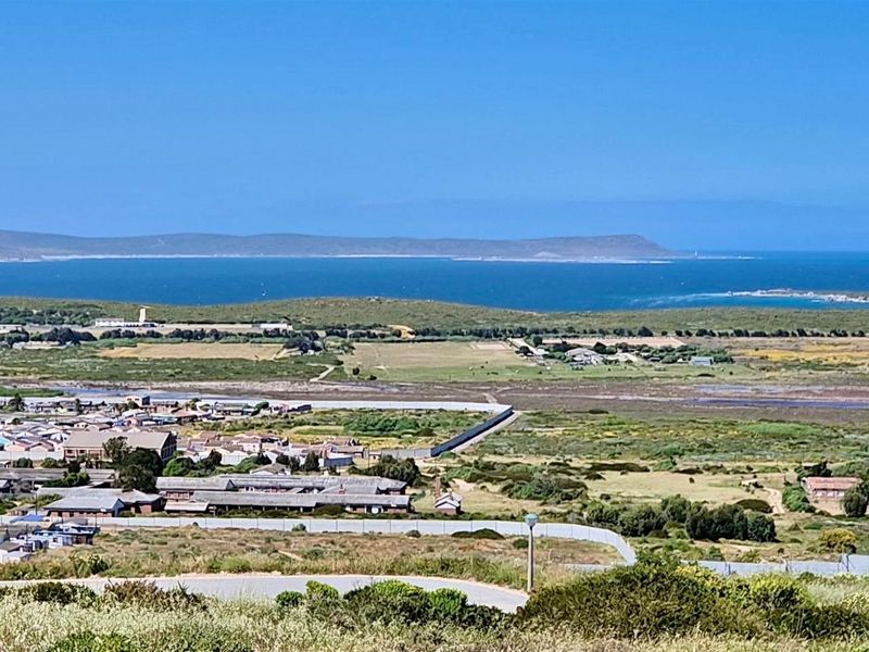 Prime 651m2 Stand with Bay Views in Hoogland Mountain Estate - Photo 2