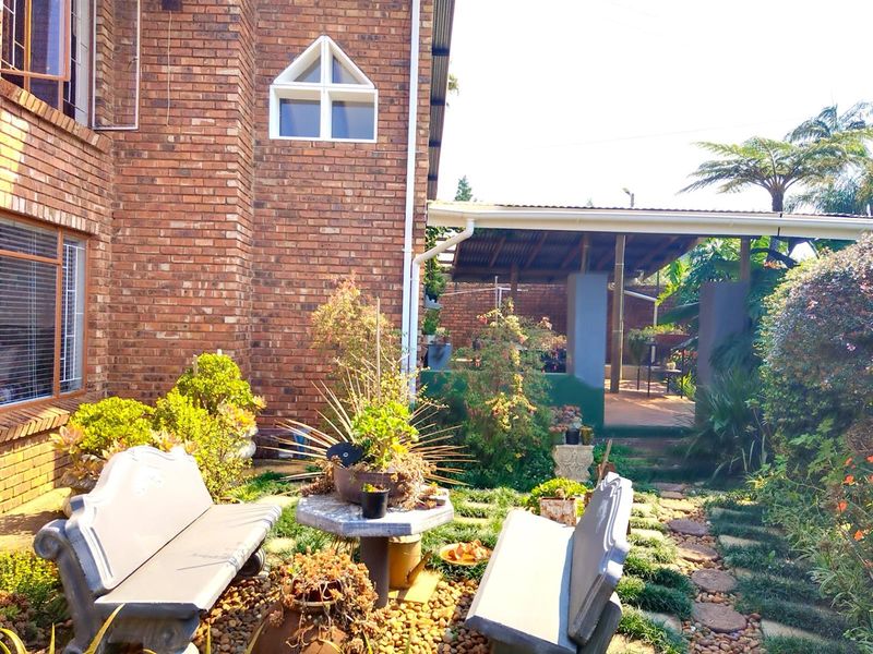 GRASKOP HOUSE FOR SALE - Photo 10