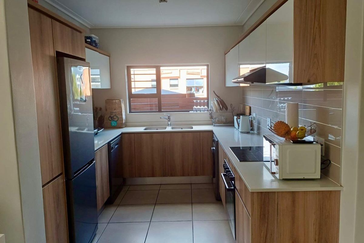 Apartment To Rent/SHARE in Linbro Park, Sandton - Photo 2