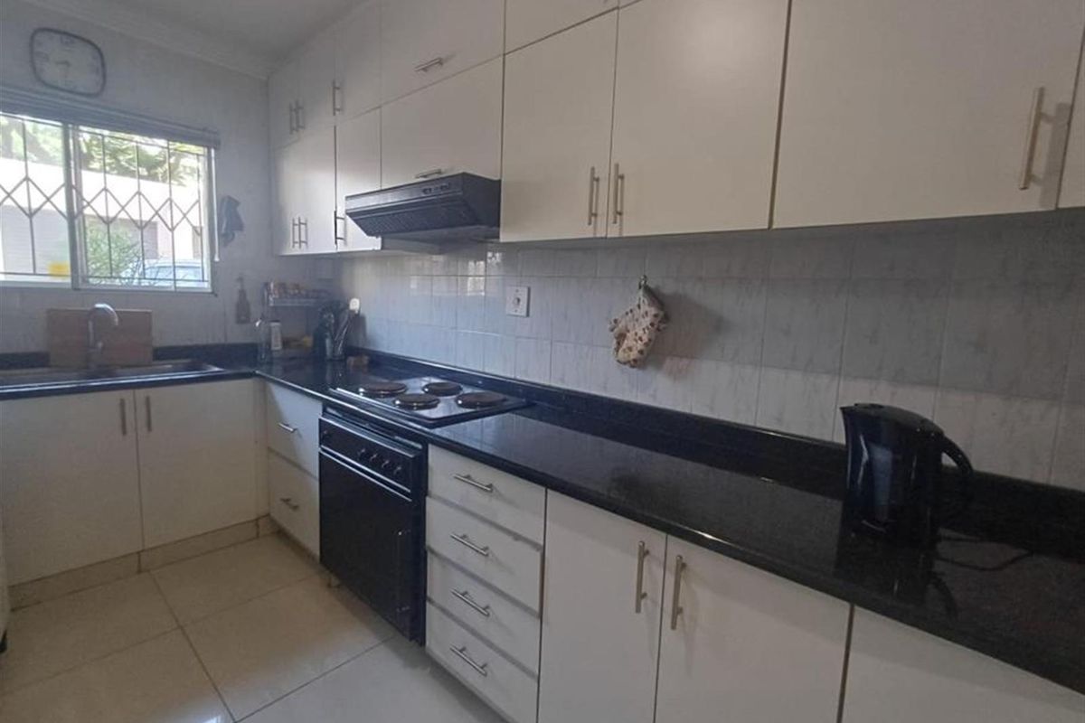 Apartment For Sale in Windermere, Durban, KwaZulu Natal - Photo 4