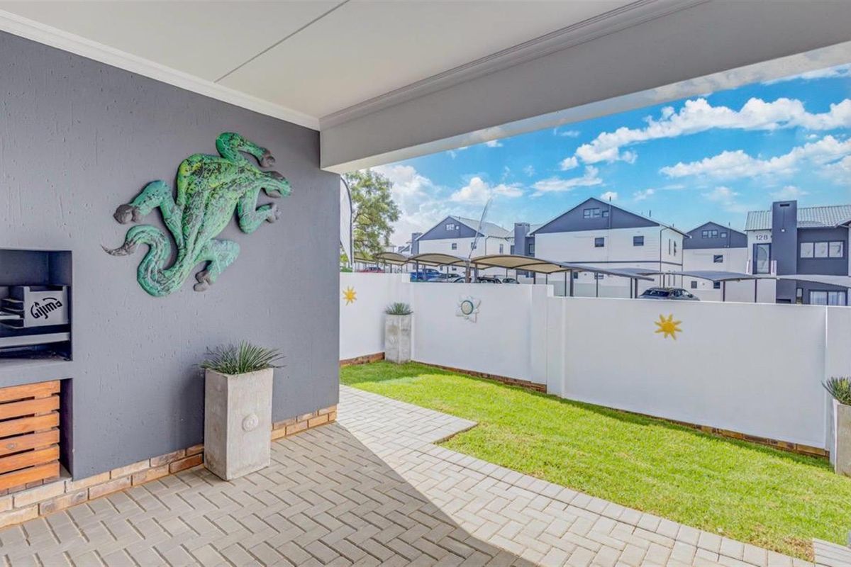 Apartment To Rent in Glen Austin AH, Midrand - Photo 2