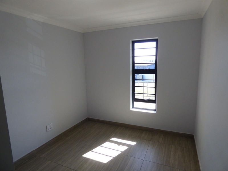 Apartment For Sale in Parklands North, Blouberg - Photo 9
