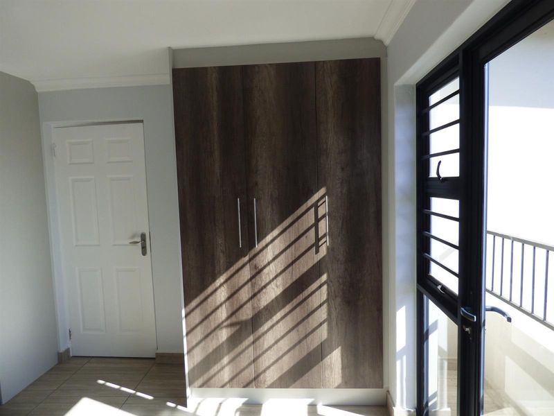 Apartment For Sale in Parklands North, Blouberg - Photo 6