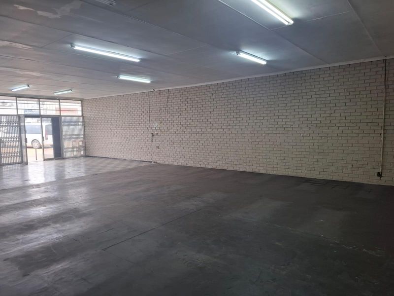 Commercial Property To Let - Photo 8