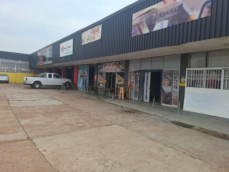 Commercial Property To Let - Photo 6