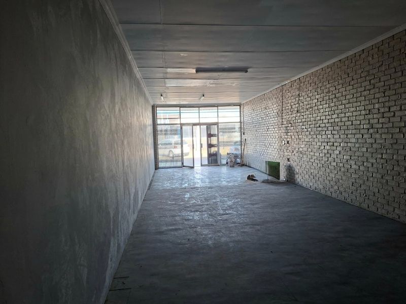 Commercial Property To Let - Photo 8
