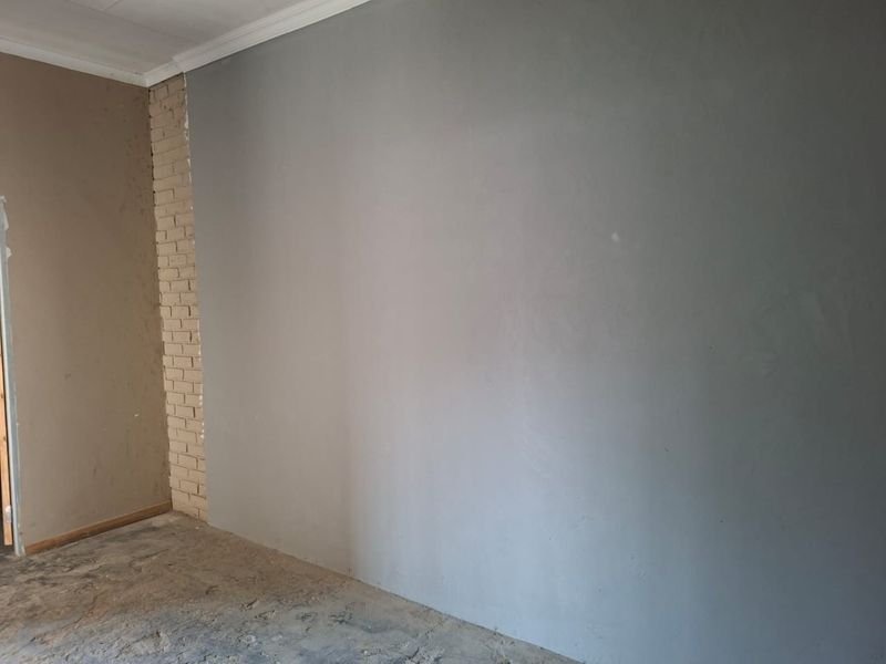 Commercial Property To Let - Photo 5