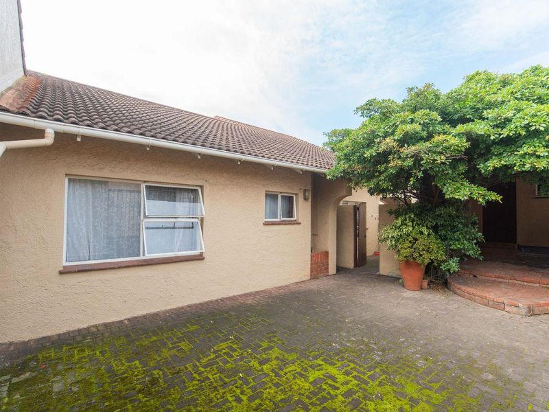 Coastal Comfort Meets Opportunity in Askeaton, South End - | Listed by Tanya Ruppersburg, eXp Realty - Photo 2