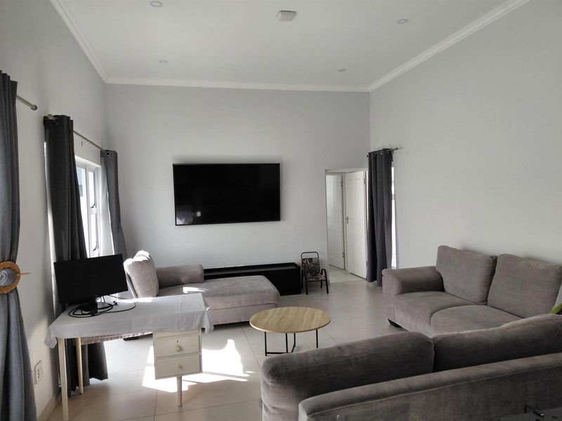 Spacious 4-Bedroom Family Home in Sagewood Security Estate - Available 1 June 2026 - Photo 7