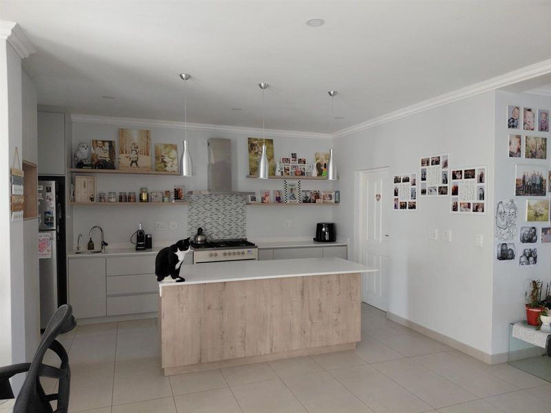Spacious 4-Bedroom Family Home in Sagewood Security Estate - Available 1 June 2026 - Photo 3