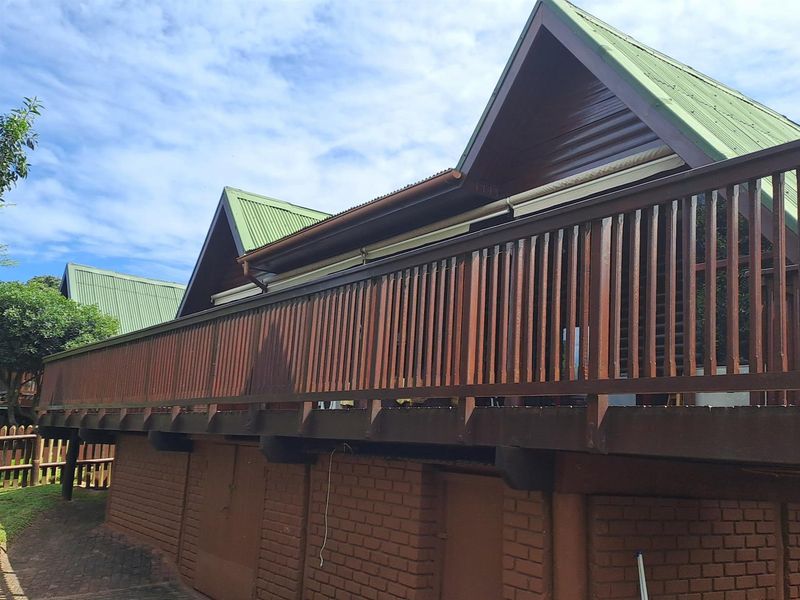 Upmarket loghome with beautiful sea views - Photo 2