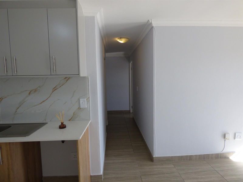 Apartment For Sale in Parklands North, Blouberg - Photo 7