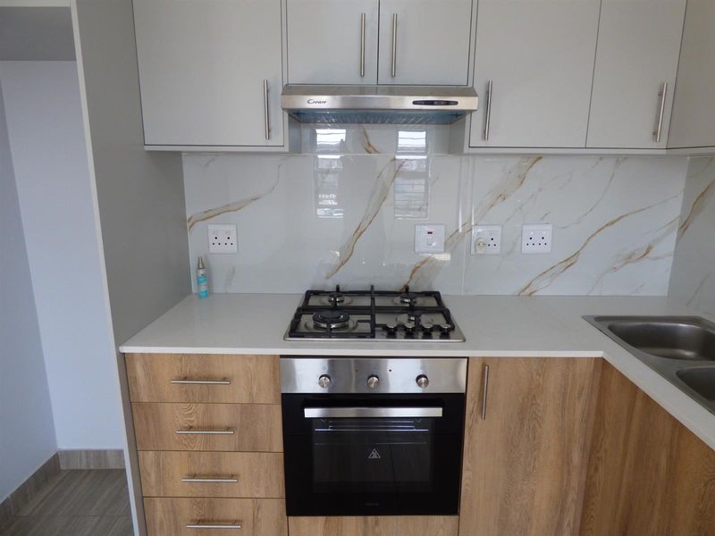 Apartment For Sale in Parklands North, Blouberg - Photo 3