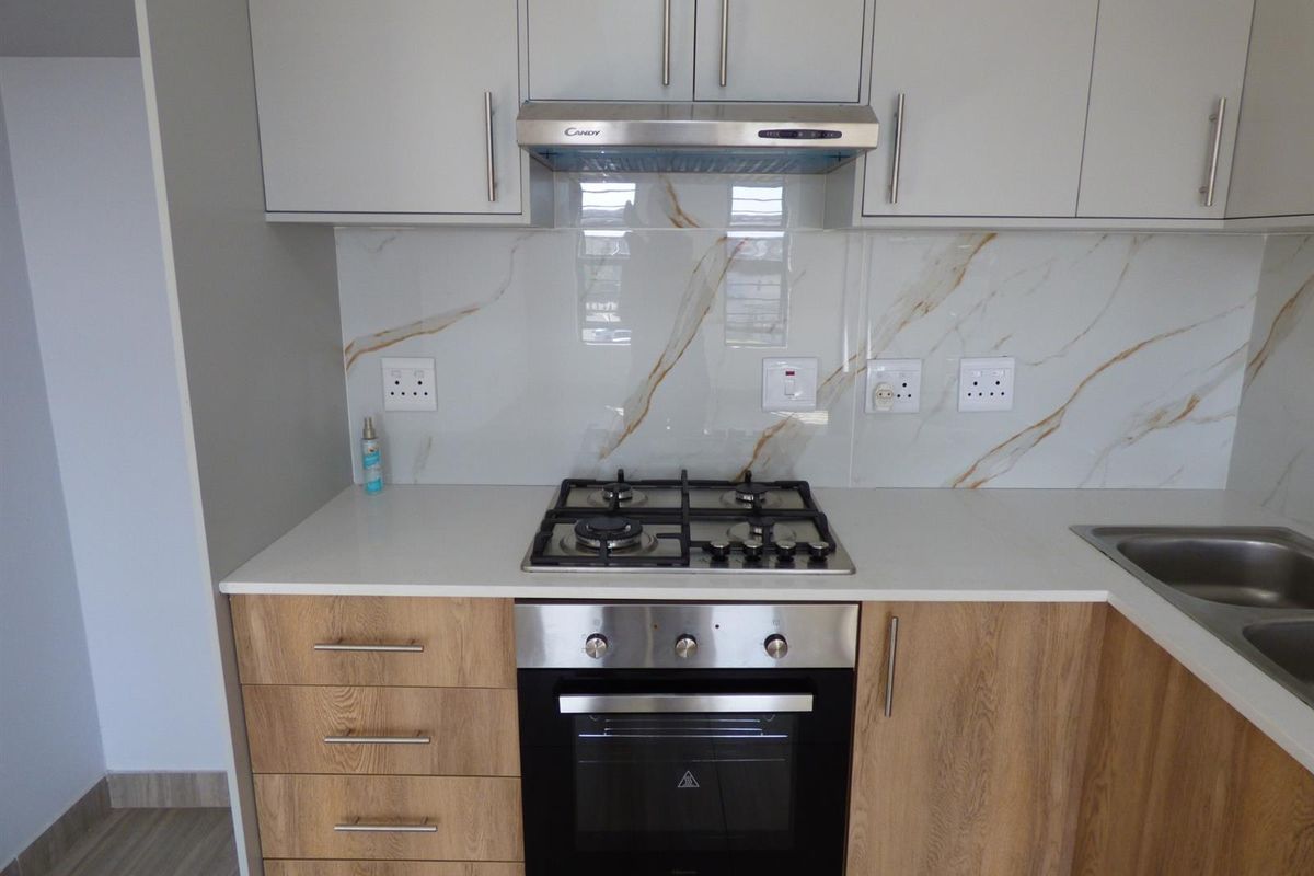 Apartment For Sale in Parklands North, Blouberg - Photo 3