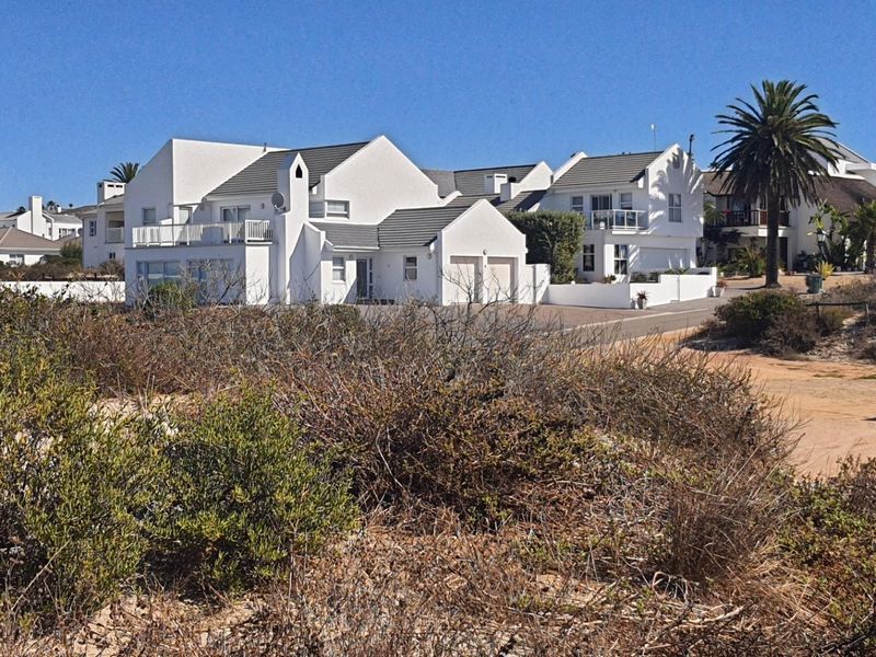 A LIFESTYLE INVESTMENT FOR THOSE WHO VALUE ELEGANCE, TRANQUILITY, AND THE BEST OF SEASIDE LIVING - Photo 8