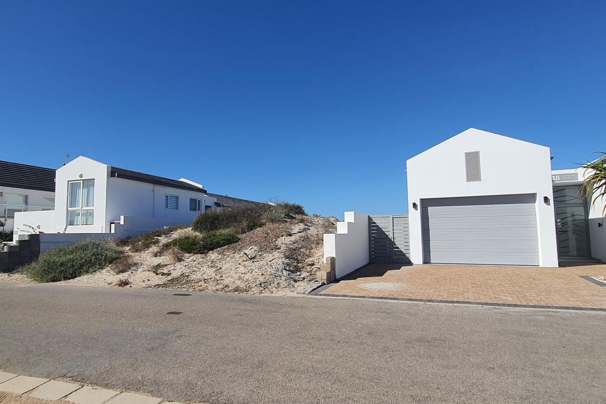 A LIFESTYLE INVESTMENT FOR THOSE WHO VALUE ELEGANCE, TRANQUILITY, AND THE BEST OF SEASIDE LIVING - Photo 2