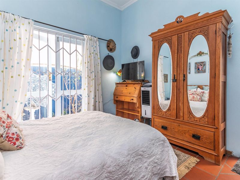 House For Sale in Observatory, Cape Town - Photo 8